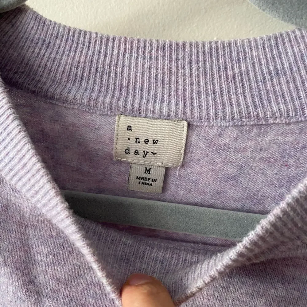 a new day Women's Light Purple Crew Neck Sweater Size Medium